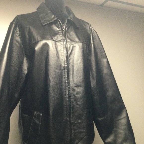 MEN S RETREAT BLACK LEATHER COAT - Picture 1 of 3